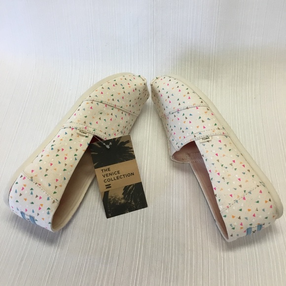 Tom’s New Light Beige Shoes With Many Tiny Colors. - Picture 4 of 9